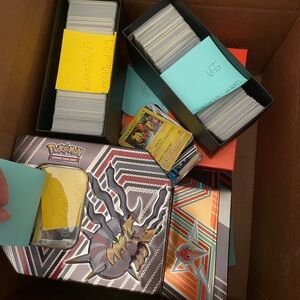 Lot of pokemon cards